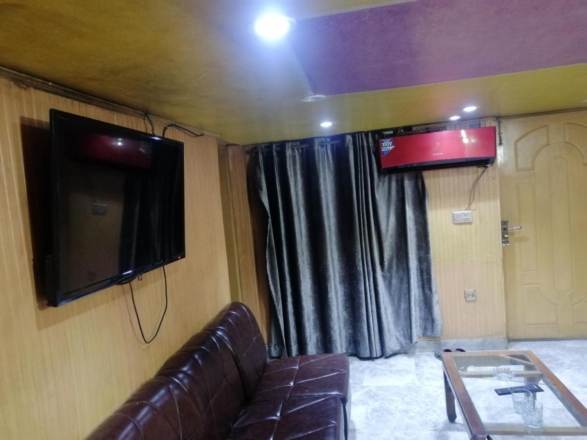 Hajveryinn_Hotel Lahor Dış mekan fotoğraf